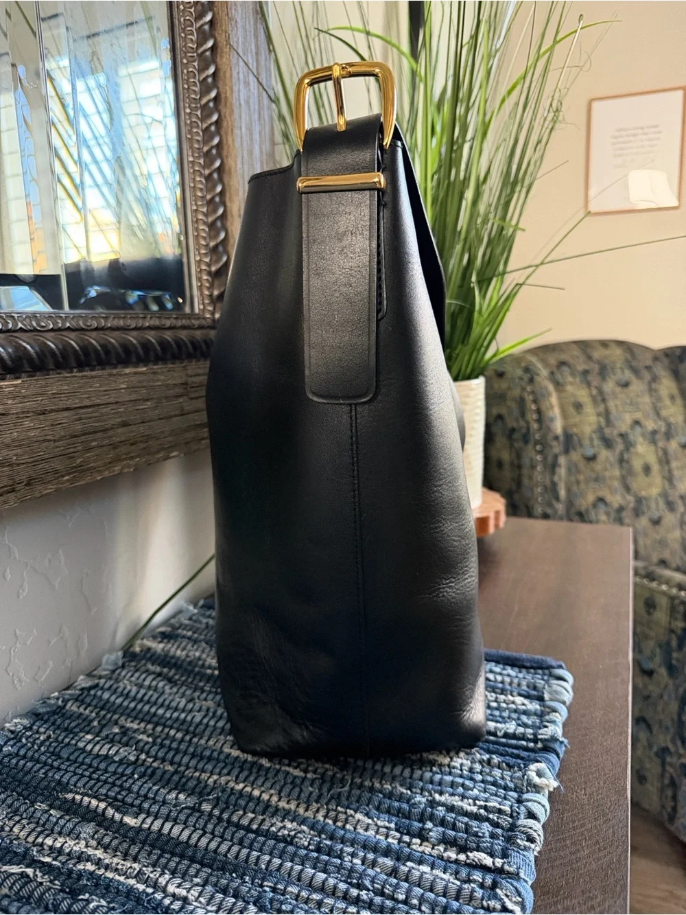 Madewell Essential Bucket Tote Black Leather NWT Crossbody Bag NN396